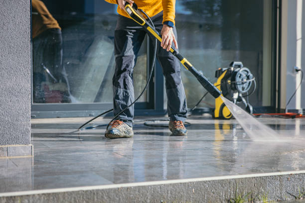 Best Driveway Pressure Washing  in South Miami Heights, FL